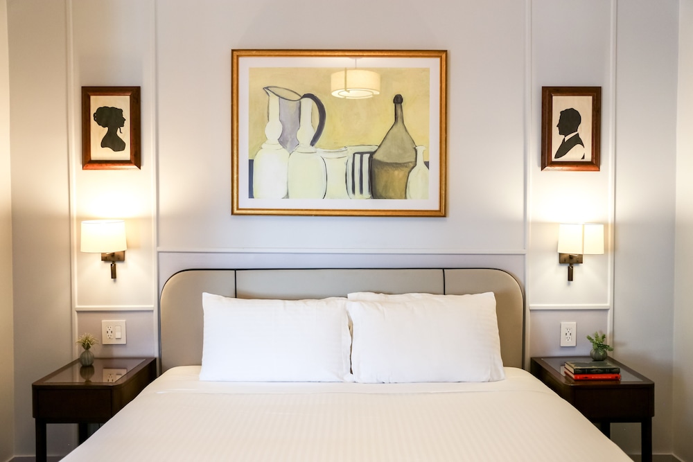 Hotel Belleclaire - photo 35