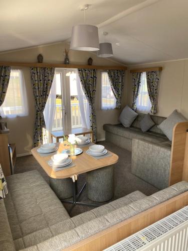 Dixons Den Hot Tub in Morpeth, United Kingdom