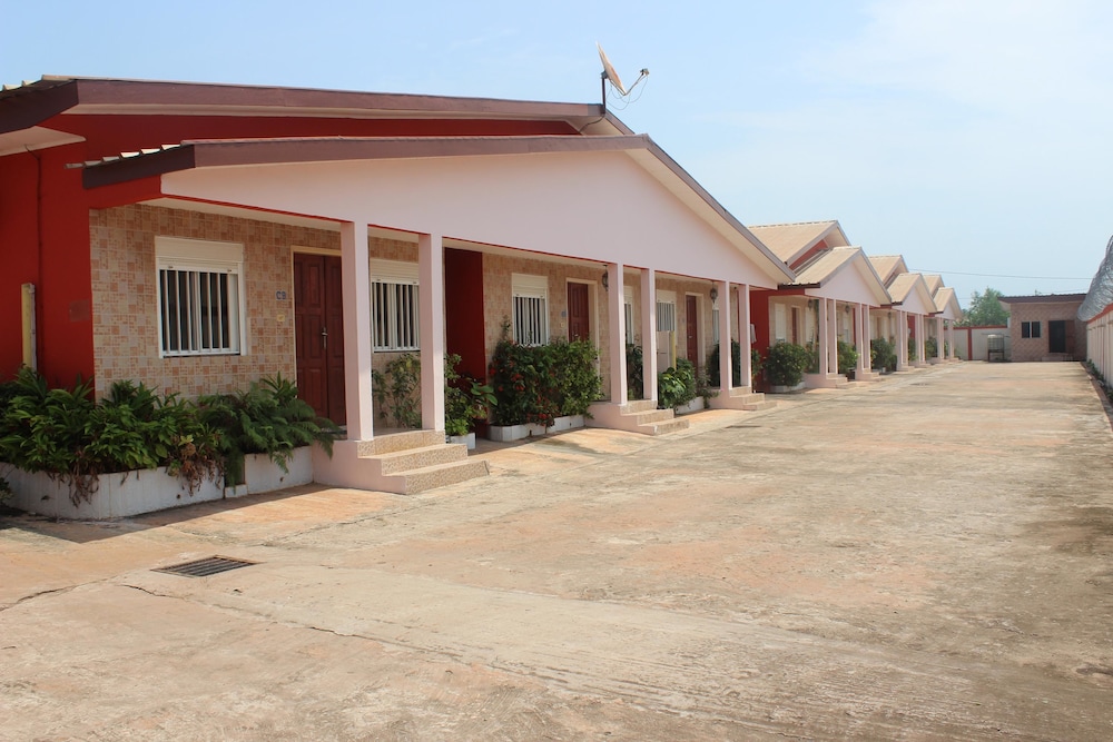 Sci Yassmani in Port-Gentil, Gabon