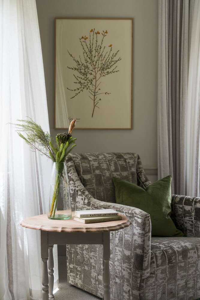 Cape Vue Country House — 4-Star Luxury Hotel in Stellenbosch, South Africa