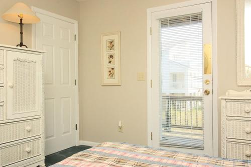 Heron Pointe by Oak Island Accommodations - photo 5