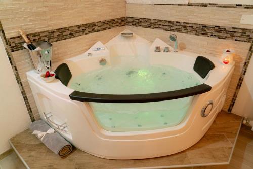 Barbarossa — 4-Star Luxury Hotel in Siena, Italy