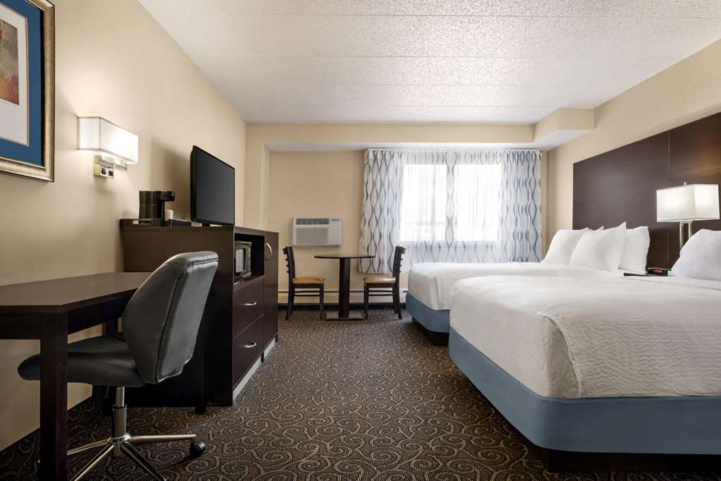 Days Inn by Wyndham Fort Collins - photo 20