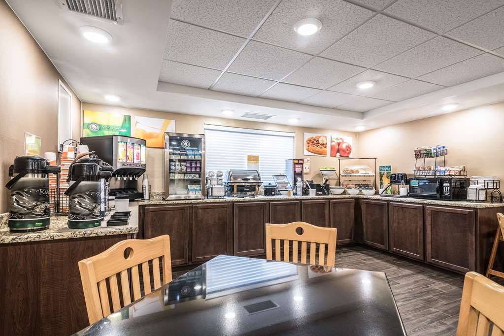 Quality Inn Ithaca University Area - photo 31