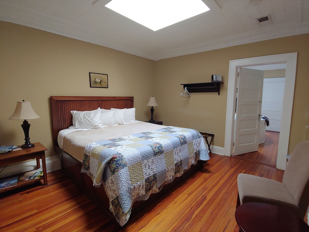 Iron Horse Station in Hot Springs, United States