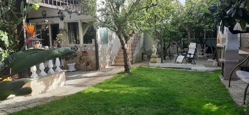 Casa Agata A Due Passi Dal Mare — 4-Star Luxury Hotel in Santa Marinella, Italy
