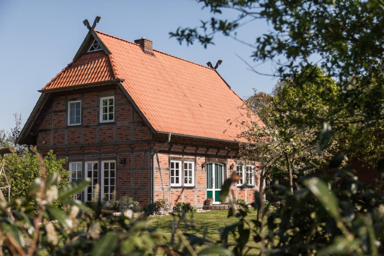 Fachwerk Ferienhaus Ruhe auf dem Land Haustiere willkommen Leihfahrräder 24 7 check in — hotel in Kirchlinteln