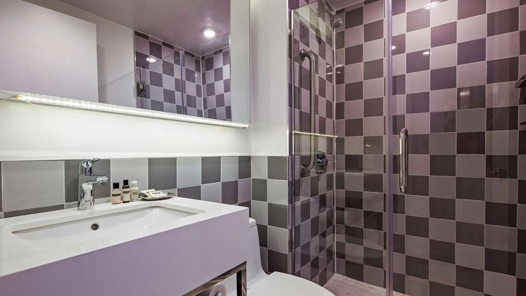 Best Western Premier Empire State Hotel - photo 20