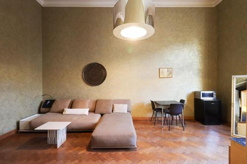 Central Tbilisi Modern 1BR Apt By Wehost