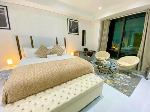 Luxury & Premium Suites Sandton City TWO — 4-Star Luxury Hotel in Johannesburg, South Africa