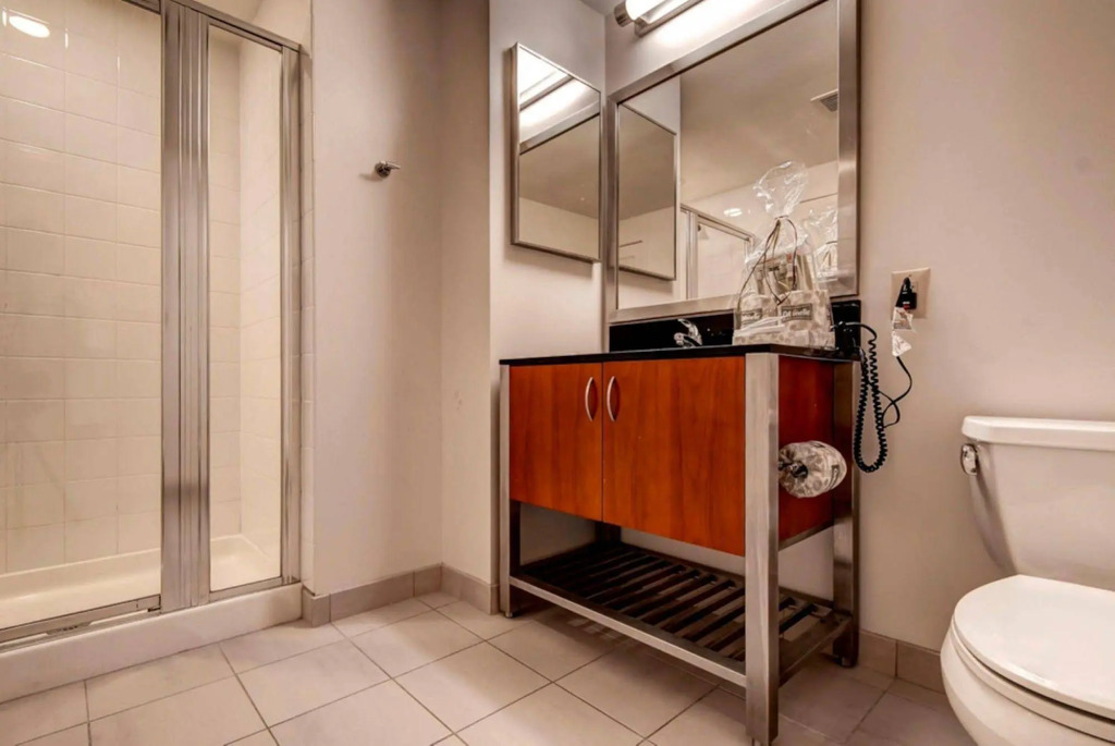 Global Luxury Suites At Fenway Park North - photo 3