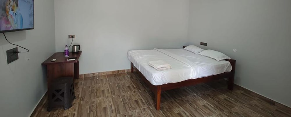 Fabexpress Selvas Eden Resort in Puducherry, India