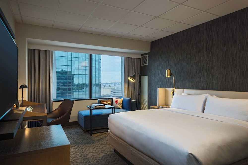 Renaissance Toledo Downtown Hotel - photo 84