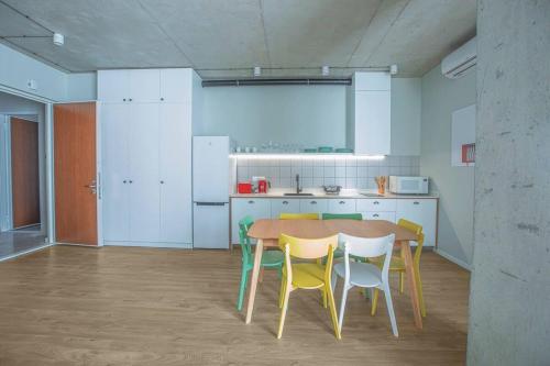 2BR apartment with 2 balconies in heart of the city