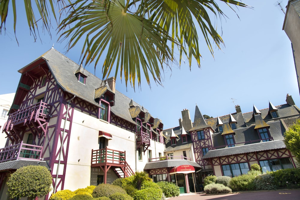 Manoir du Cunningham in Saint-Malo, France