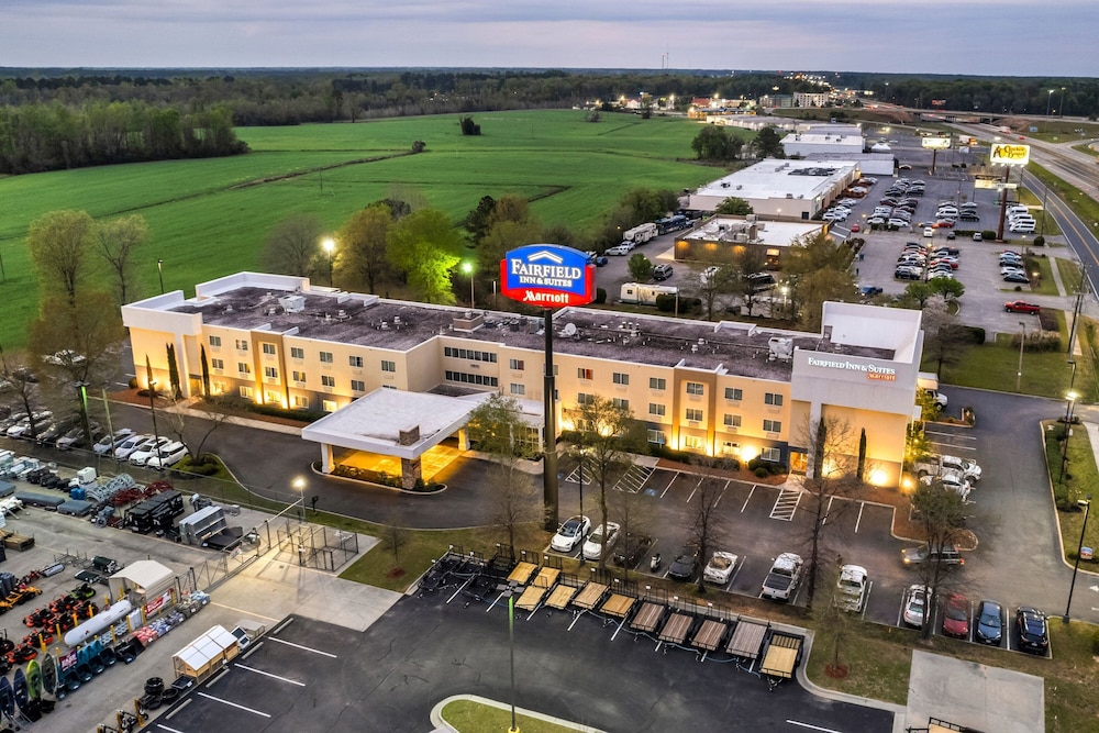 Fairfield Inn & Suites by Marriott Lumberton - photo 47