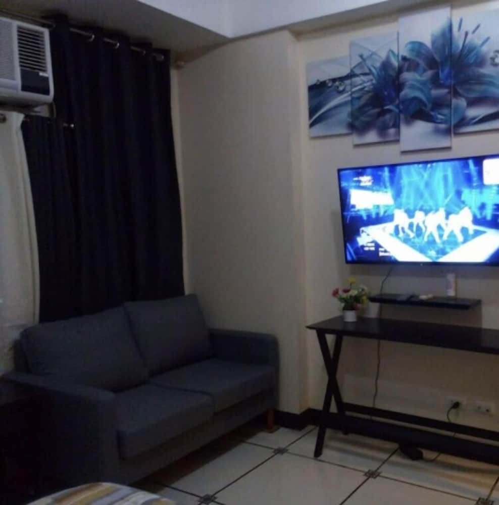 101 Newport Boulevard all inclusive rate in Pasay, Philippines