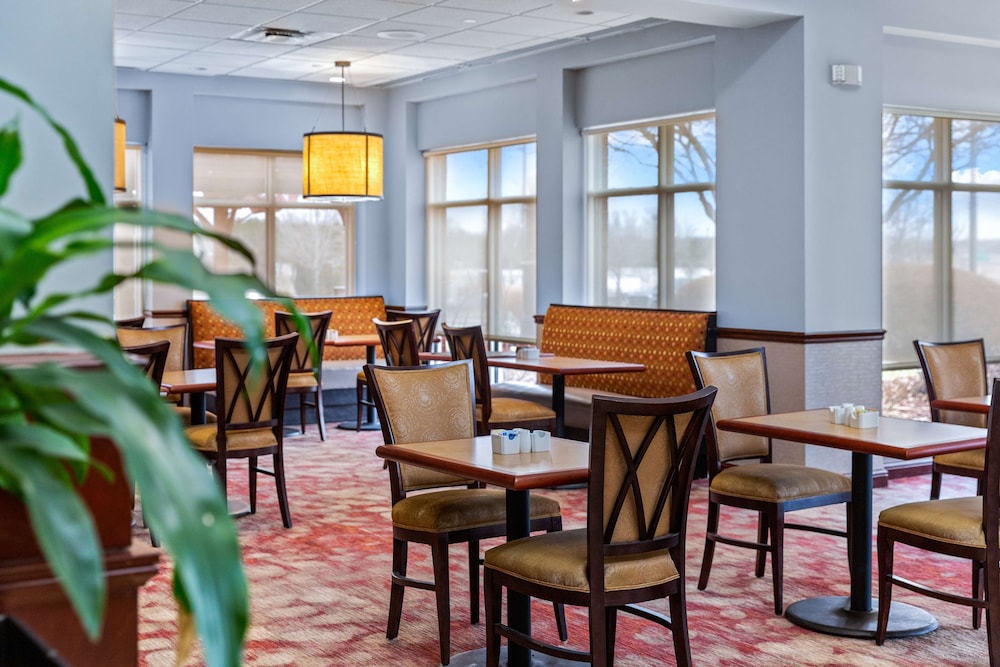 Hilton Garden Inn Starkville - photo 102