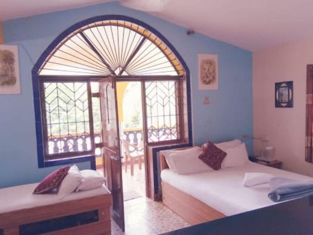 Royal Castle Baga Beach Resort — Baga — photo 2