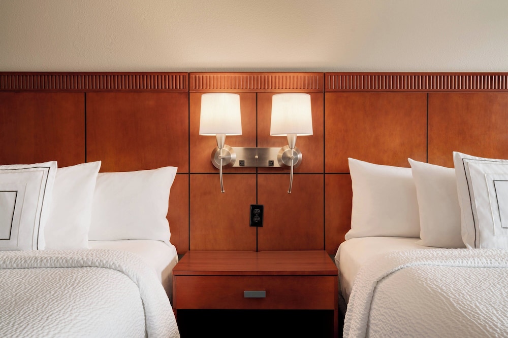 Courtyard by Marriott Ewing Princeton - photo 11
