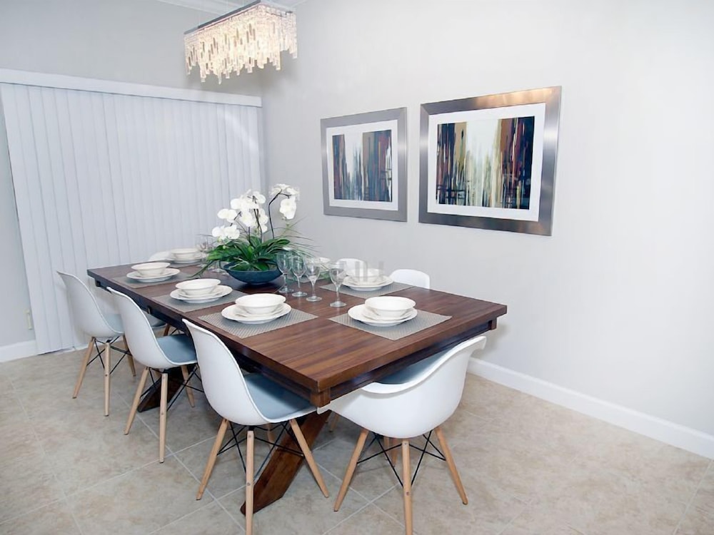Fv62887 Paradise Palms 4 Bed 3.5 Baths Townhome - photo 17