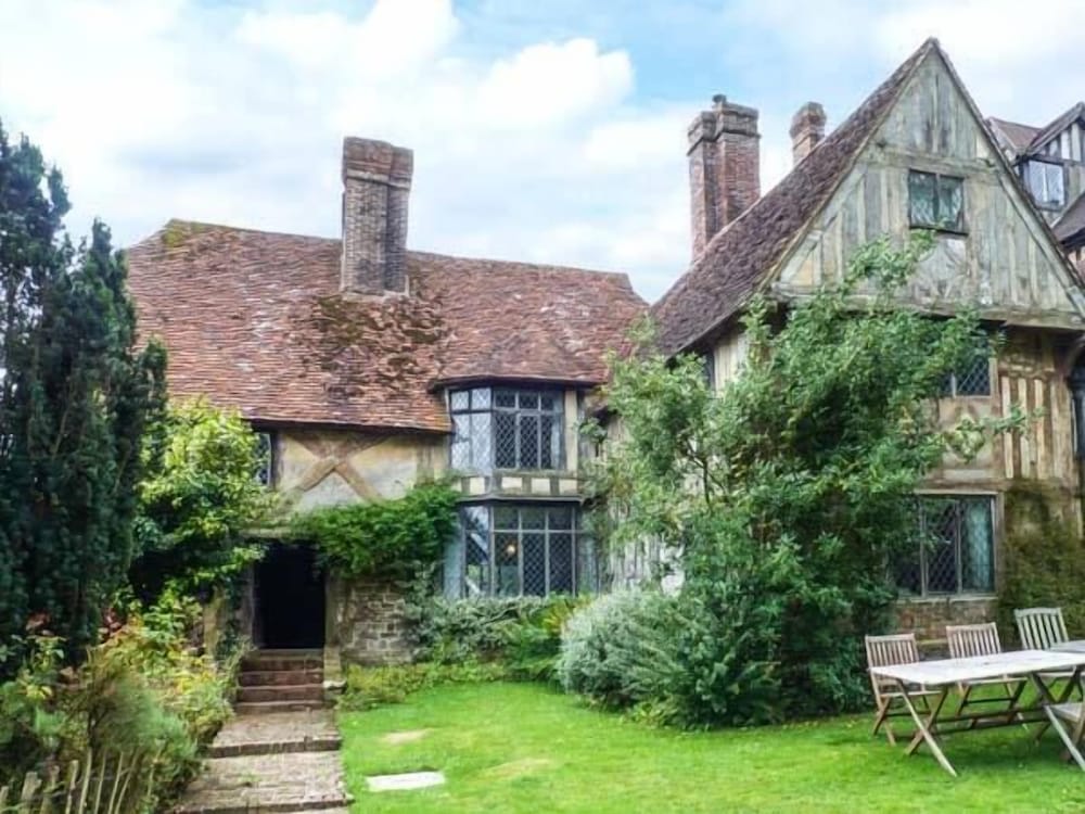 Apple Bough - carbon neutral hotel in Edenbridge
