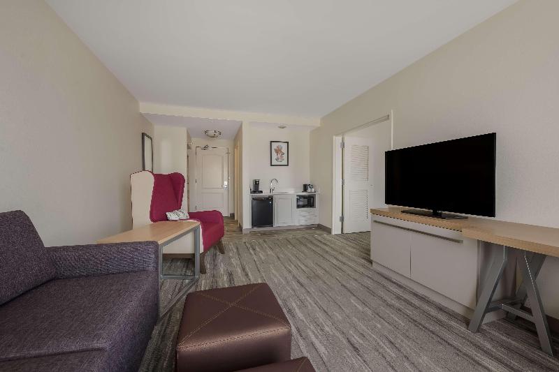 Hilton Garden Inn Rockford - photo 113