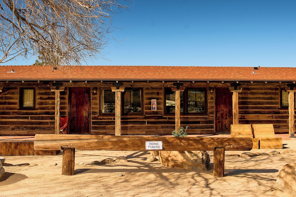 Pioneertown Motel - photo 27