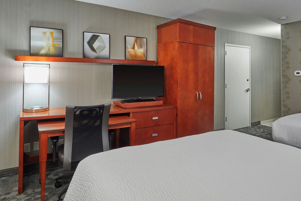 Courtyard by Marriott Eugene Springfield - photo 11