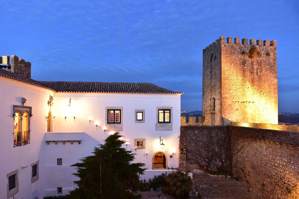 Pousada Castelo de Óbidos Historic Hotel in Obidos, Portugal