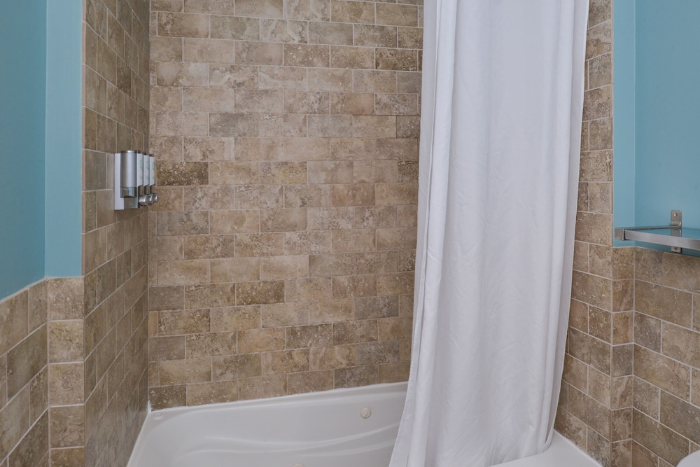 Montvale Hotel - photo 119