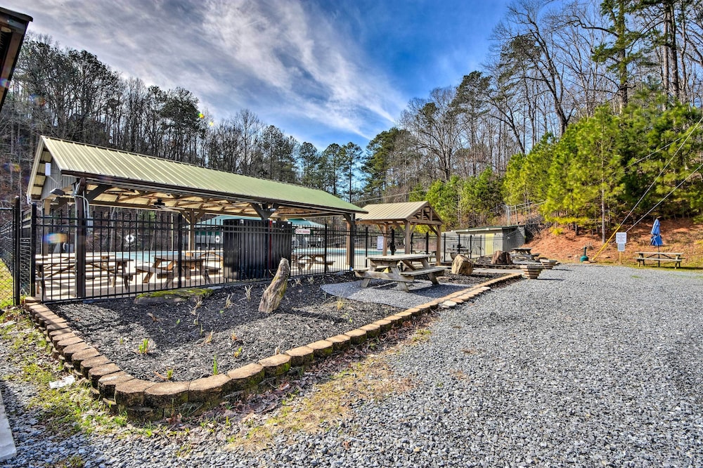 Cozy Ellijay Cabin Hot Tub Yard and Resort Access - photo 41