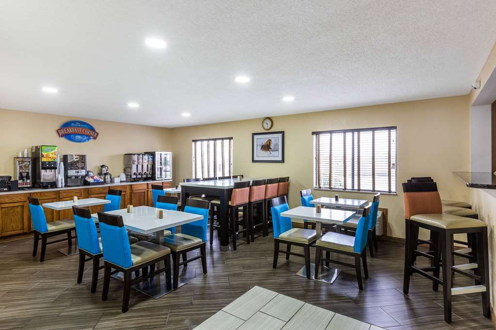 Baymont by Wyndham Louisville South I 65 - photo 11