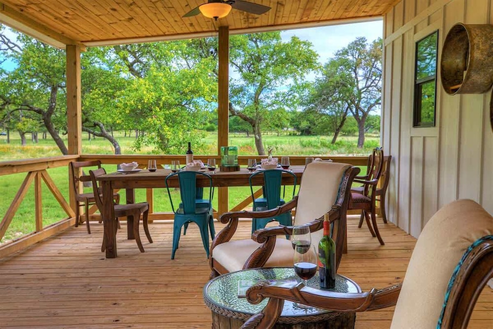 3 Acres of Luxury and Views in Fred Wine Country - photo 27