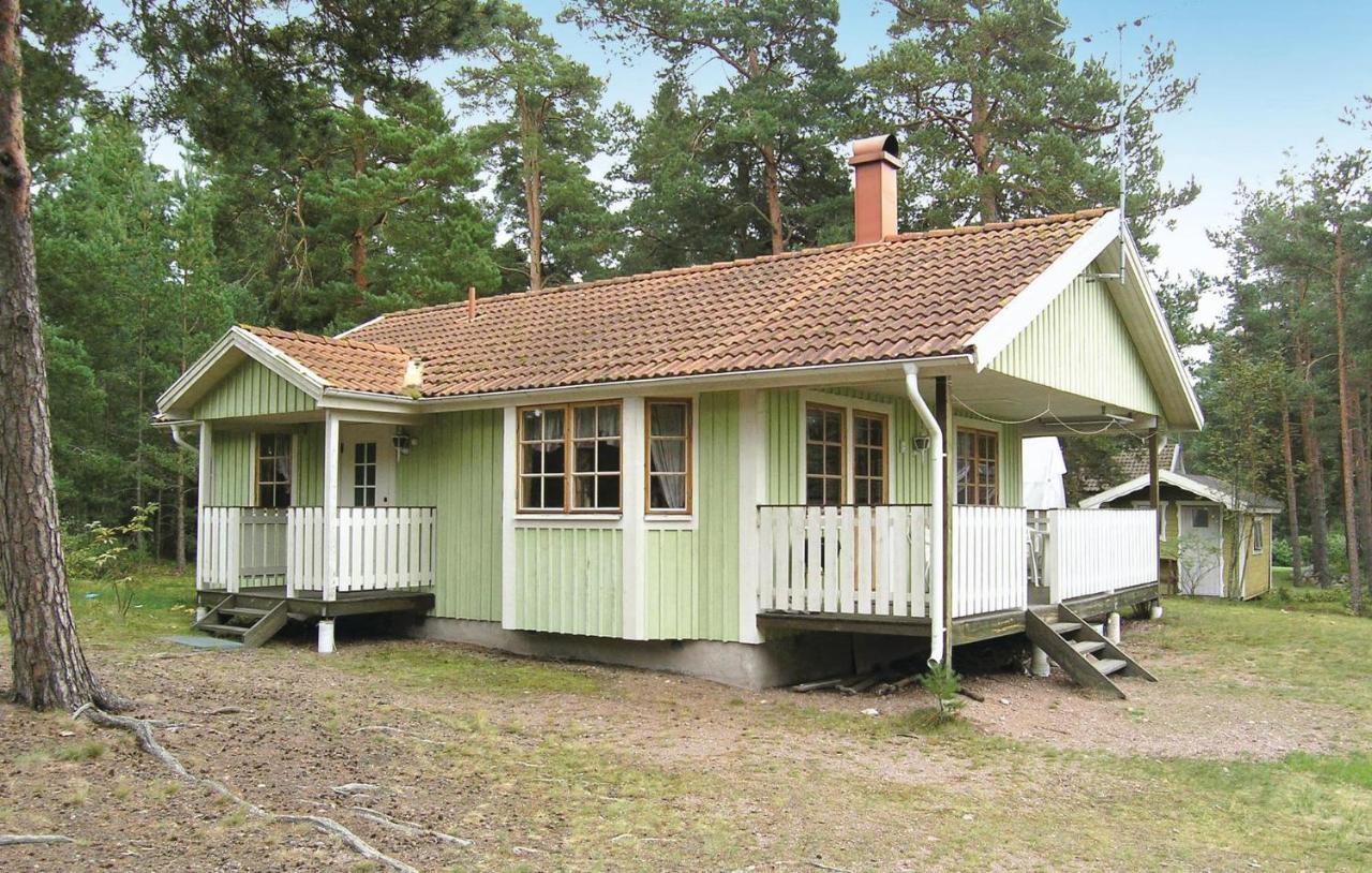 Oknö — hotel in Moensteras