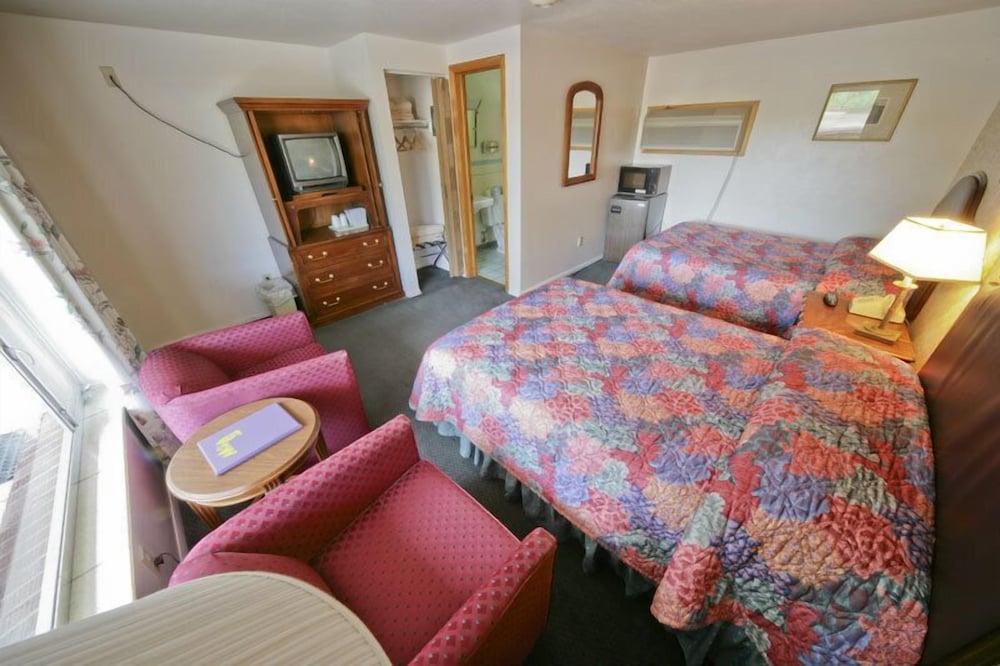 Rainbow Lodge and Inn - photo 16