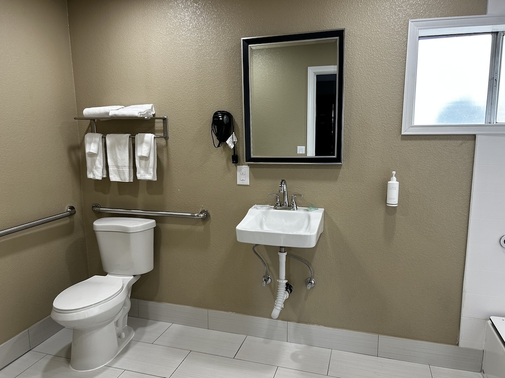 Heritage Inn Yosemite Sonora - photo 41