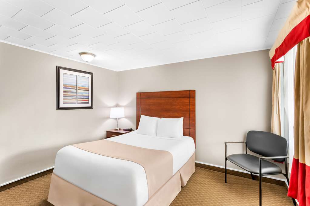 Rodeway Inn Gorham Riverside - photo 23