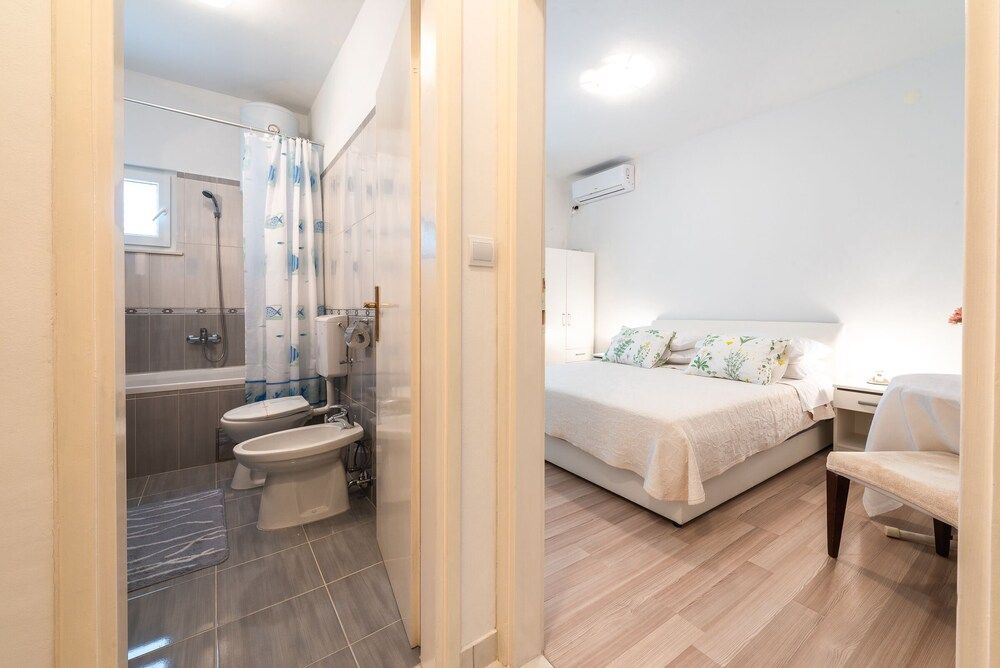 Guest House Riverside