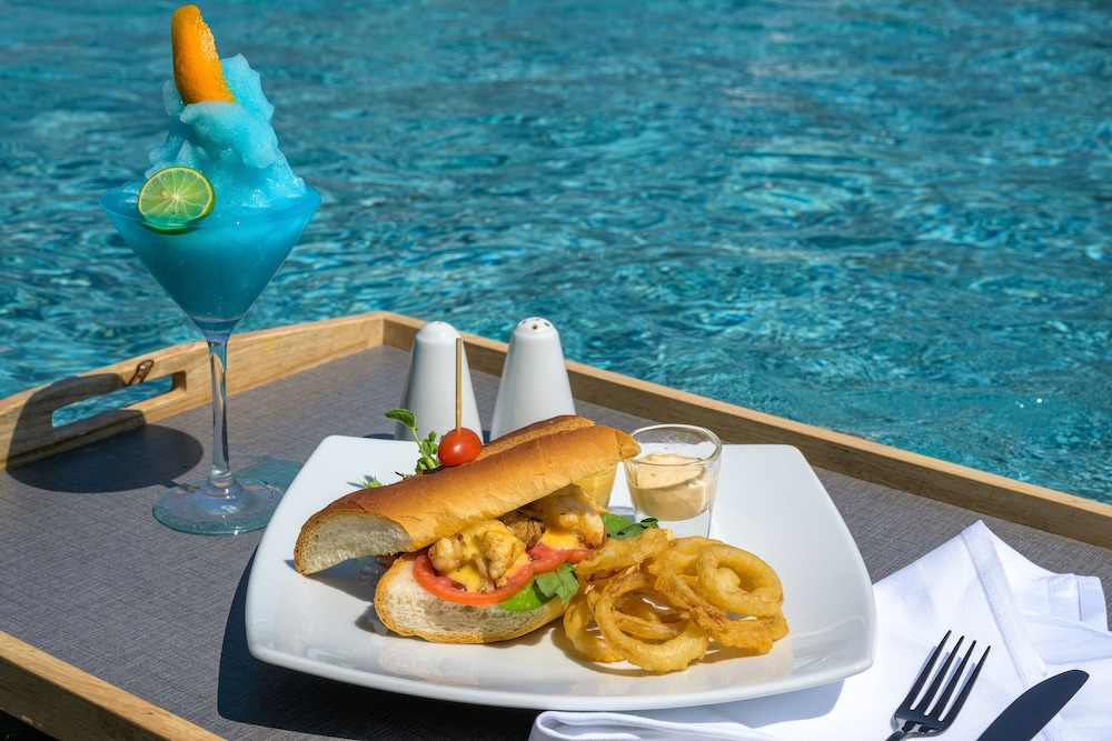 מזון ומשקאות