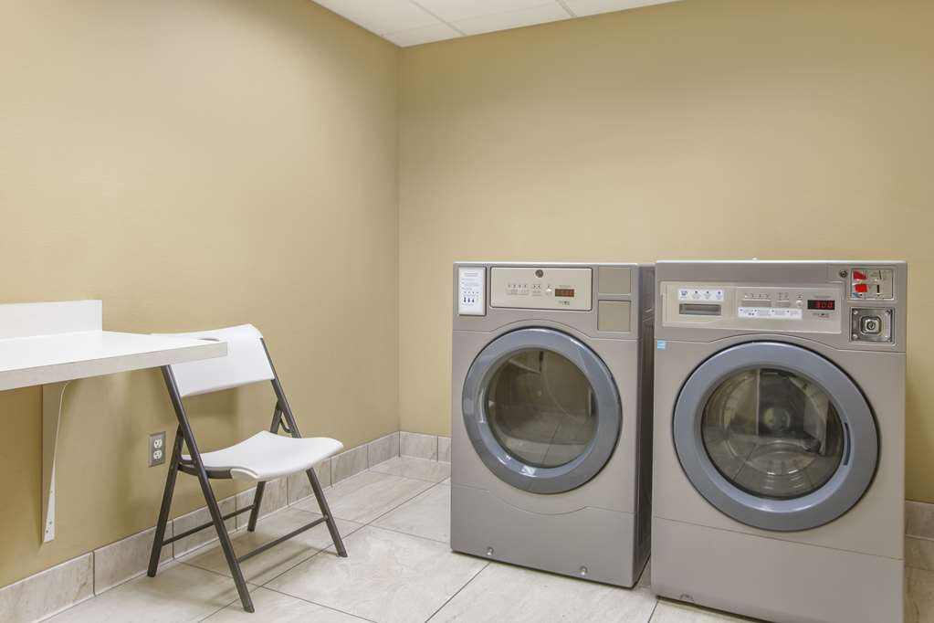 Best Western Plus Chandler Hotel & Suites - photo 45