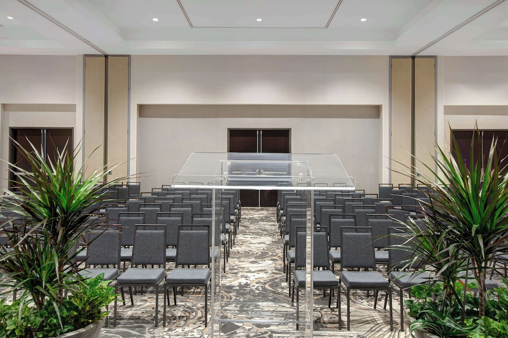 Embassy Suites By Hilton Alpharetta Halcyon - photo 58