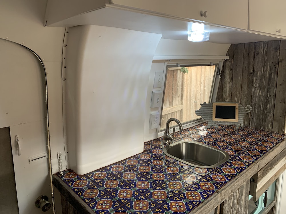 Hotel Off the Vine - photo 25