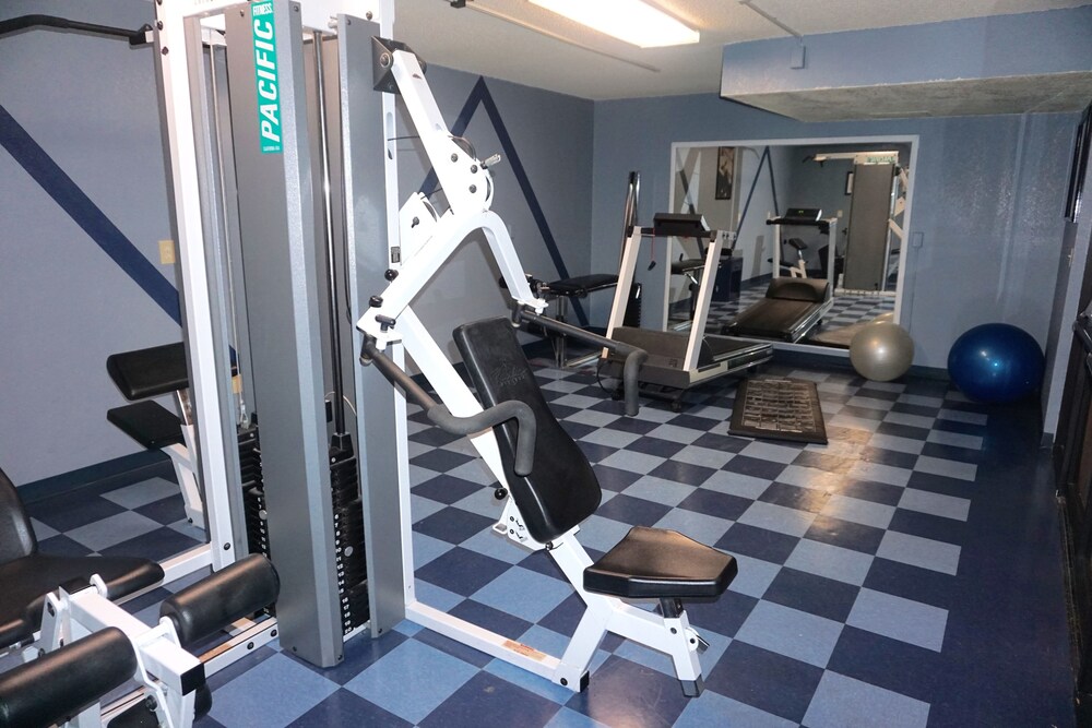 Red Roof Inn Ridgecrest - photo 23