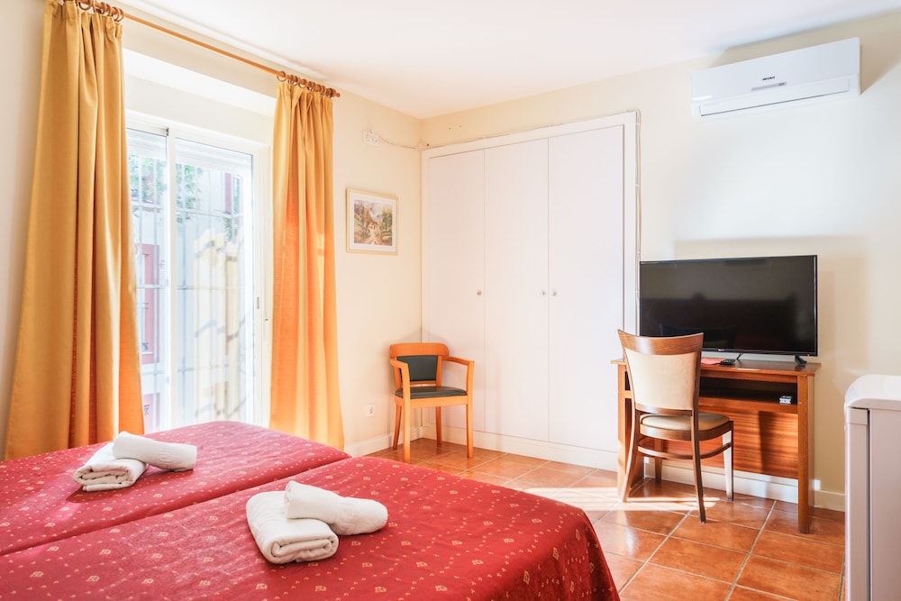 Hotel Carlos V by Viverestays in Jerez De La Frontera, Spain