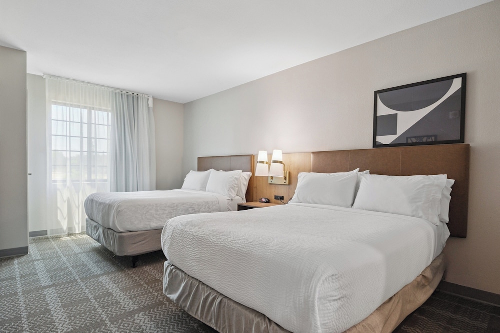 Staybridge Suites Sacramento Woodland - photo 20