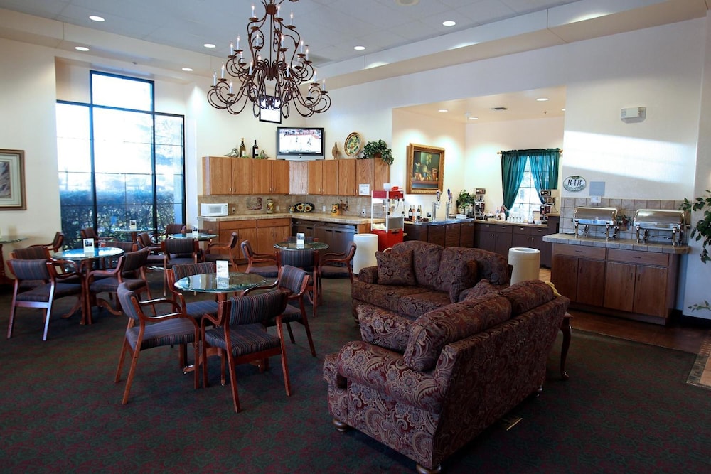 Gateway Studio Suites - photo 32