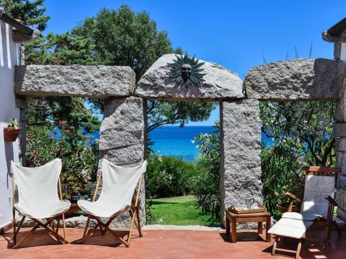 Casa 5 — 4-Star Luxury Hotel in Castiadas, Italy