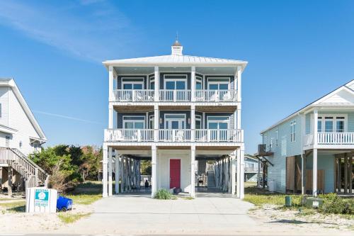 Conch Out by Oak Island Accommodations - photo 28
