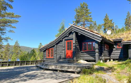 Beach Front Home In Dølemo With Wifi — 4-Star Luxury Hotel in Amli, Norway